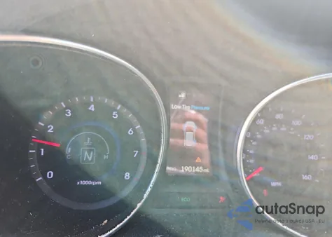 2016 Hyundai Santa Fe Se from USA, damaged, VIN KM8SN4HF7GU134836